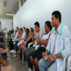 Dialogo Ortopédico: A importância da fisioterapia na recuperação dos pacientes no HUT 